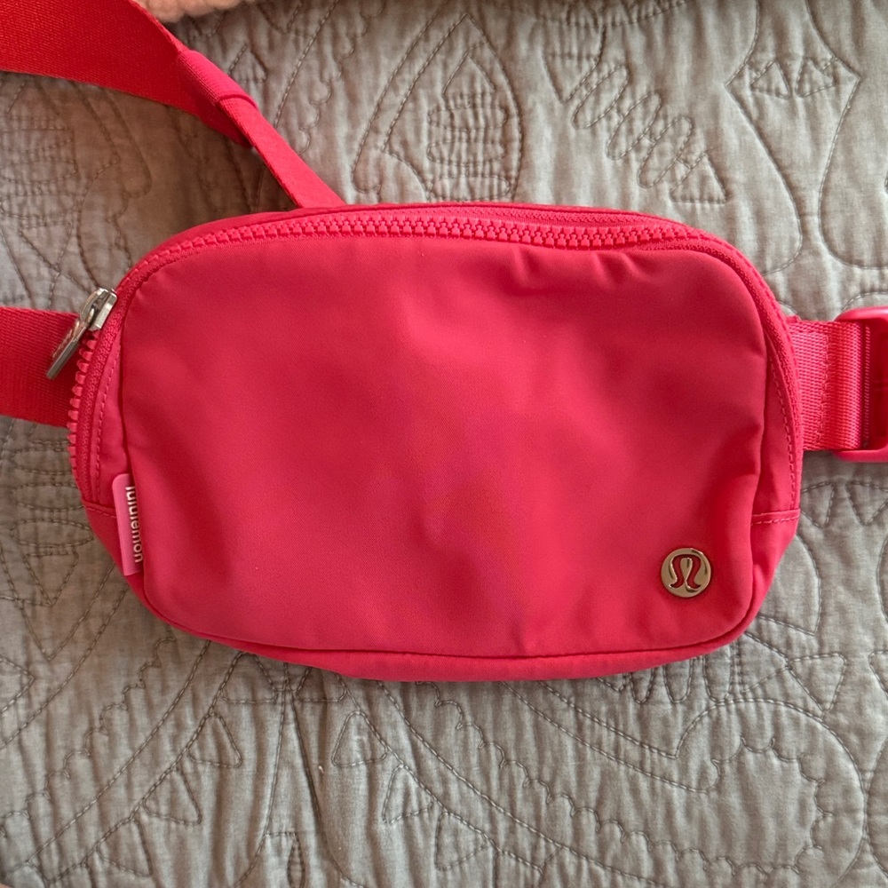 lululemon athletica Lipgloss Everywhere Belt Bag 1L